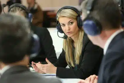 Conversación con Mina Andreeva: Una instantánea del Debate de la Esquina de los Ciudadanos sobre los Ciudadanos de la UE y Sus Derechos Humanos Digitales en el Parlamento Europeo