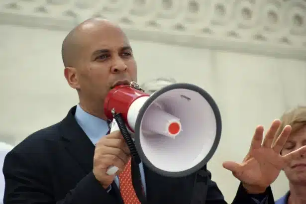 Fearing potential voter backlash, Cory Booker and other vegetarian or vegan politicians have refrained from formally incorporating meat consumption and animal rights issues into their political agendas during campaigns.