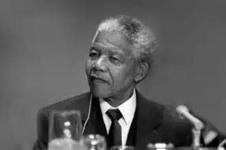 Nelson Mandela était un fervent défenseur de l'autonomie individuelle et des droits de l'homme.