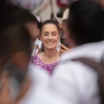 Claudia Sheinbaum es científica, ex jefa de gobierno de la Ciudad de México y miembro fundadora del Movimiento de Regeneración Nacional (Morena), el partido populista de izquierda creado por Andrés Manuel López Obrador (AMLO) es la actual presidente.