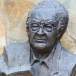 The great writer Yaşar Kemal never confined himself to the isolation of an ivory tower. Instead, he wielded his pen with extraordinary clarity, crafting narratives that bridged the struggles of ordinary people with profound insights into humanity's shared experiences.