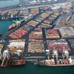 Les terminaux à conteneurs se trouvent au cœur des chaînes d’approvisionnement que la réduction des risques cherche à diversifier plutôt qu’à rompre. Photo : Media Club (CC BY-SA).